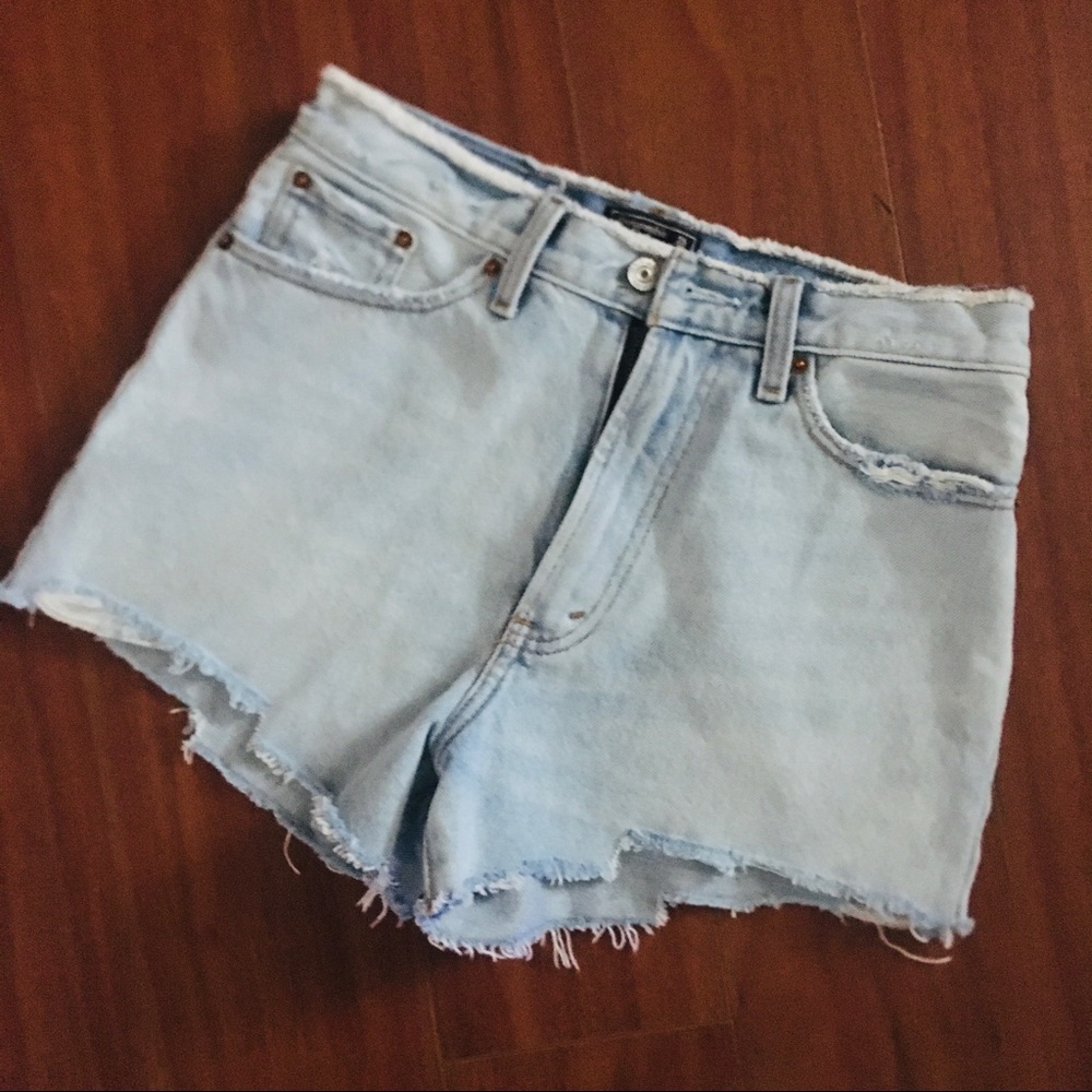 NWOT A&F Shorts (Size 0/25)